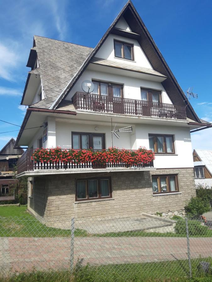 Pod Tatarska Gora Apartment เบียวีดูนาเยซ ภายนอก รูปภาพ