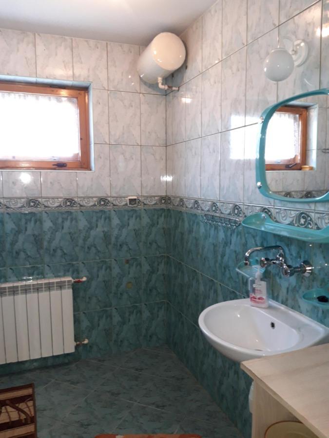 Pod Tatarska Gora Apartment เบียวีดูนาเยซ ภายนอก รูปภาพ