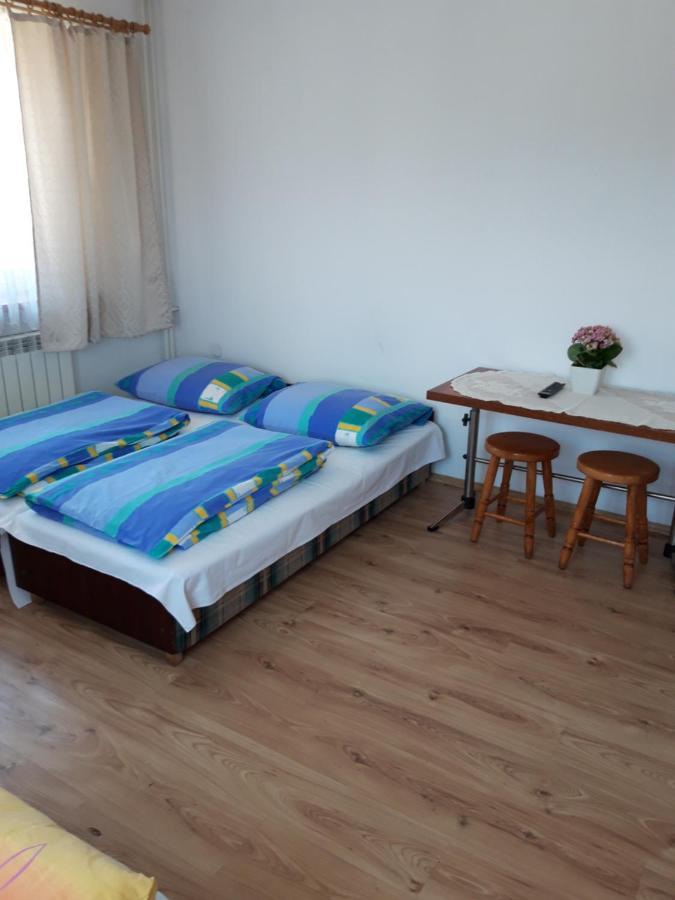 Pod Tatarska Gora Apartment เบียวีดูนาเยซ ภายนอก รูปภาพ