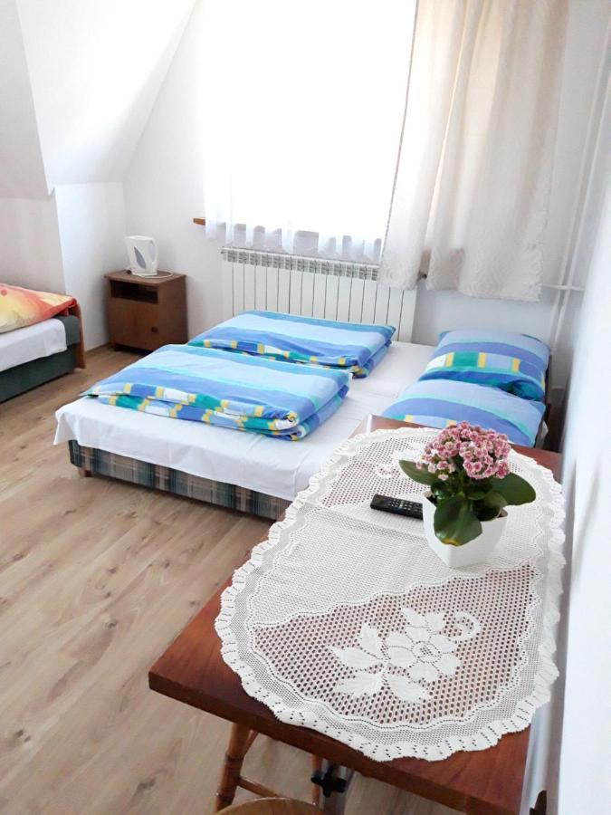 Pod Tatarska Gora Apartment เบียวีดูนาเยซ ภายนอก รูปภาพ